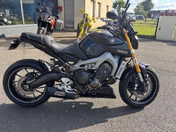 YAMAHA MT-09 – Image 2